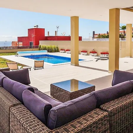 Awesome Home In Costa Adeje With Outdoor Swimming Pool, Wifi And 5 Bedrooms Сasa de vacaciones Costa Adeje (Tenerife)