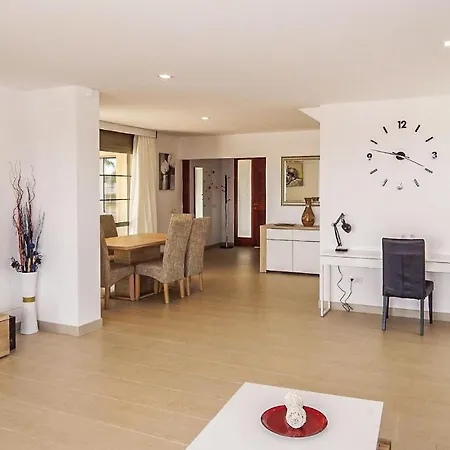 Сasa de vacaciones Awesome Home In Costa Adeje With Outdoor Swimming Pool, Wifi And 5 Bedrooms Costa Adeje (Tenerife)
